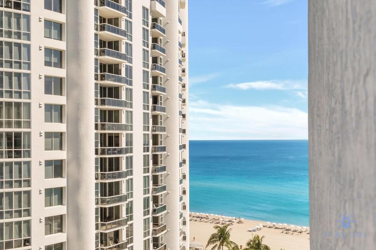 Luxury Bayfront Studio With Balcony Amazing Pool Ξενοδοχείο Sunny Isles Beach Εξωτερικό φωτογραφία